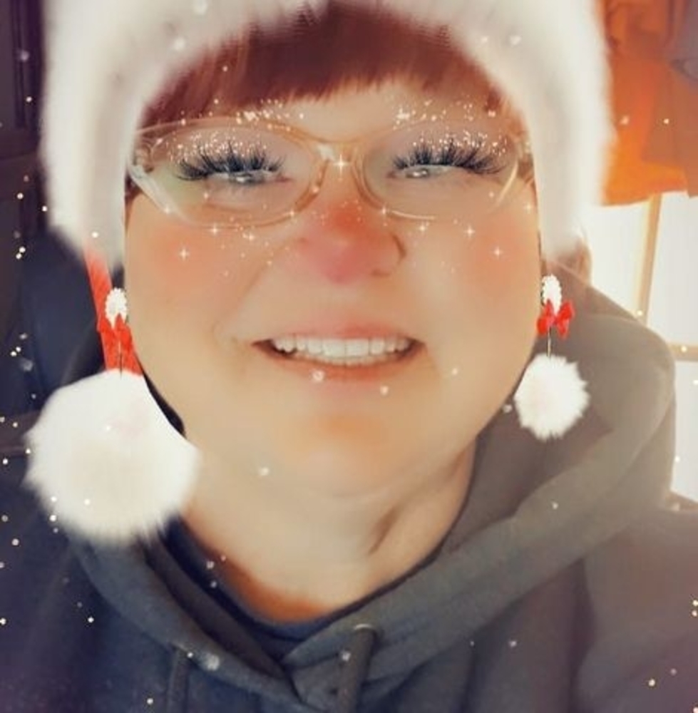 Meet your Posher, Becky